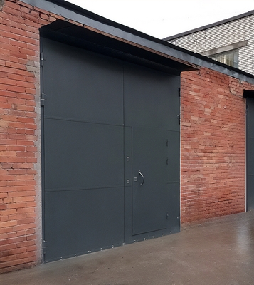 Стальные ворота с калиткой